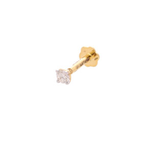 one yellow gold nosepin,with 1 natural diamond