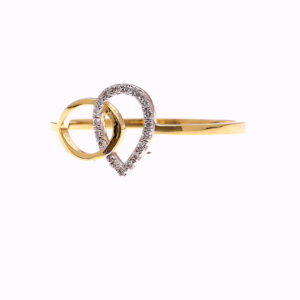 ONE YELLOW GOLD RING WITH (23) NATURAL DIAMONDS