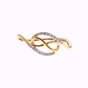 one yellow gold ring, with (18) natural diamond