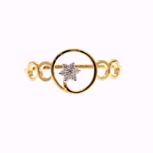 ONE YELLOW GOLD RING WITH 7 NATURAL DIAMONDS