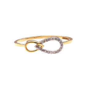 one yellow gold ring, with (18) natural diamond