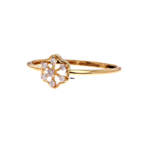 ONE YELLOW GOLD RING WITH 7 NATURAL DIAMONDS