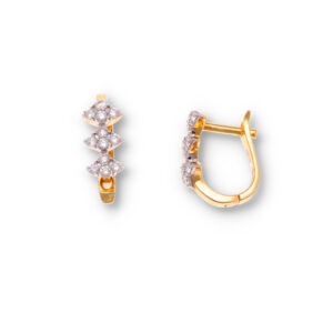 Minimal Diamond Earrings with Modern Finish