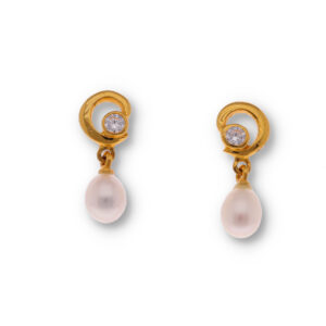 Elegant Gold Earrings