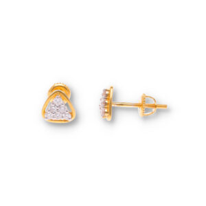 Minimal Diamond Earrings with Modern Finish