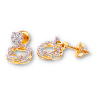 Minimal Diamond Earrings with Modern Finish