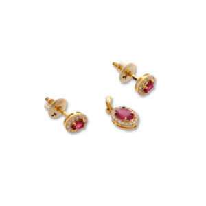 Modern Gold Pendant & Earring Set in Premium Finish