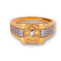 Classic Gold Ring with Elegant Finish - Image 2