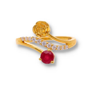 Classic Gold Ring with Elegant Finish