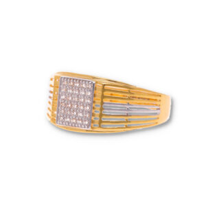 Classic Gold Ring with Elegant Finish