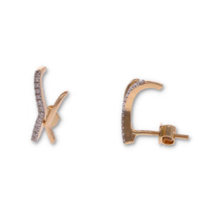 Minimal Diamond Earrings with Modern Finish