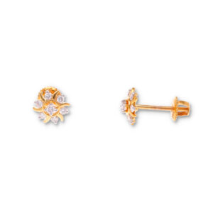 Minimal Diamond Earrings with Modern Finish