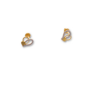 Minimal Diamond Earrings with Modern Finish