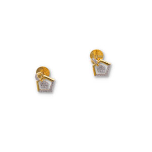 Minimal Diamond Earring with Modern Finish