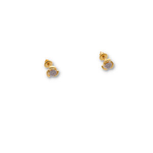 Minimal Diamond Earrings with Modern Finish