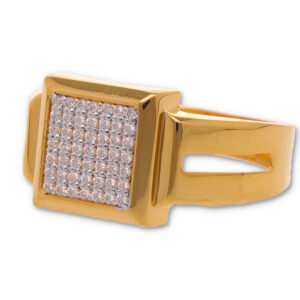 Classic Gold Ring with Elegant Finish