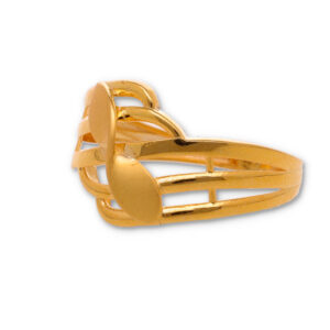 Classic Gold Ring with Elegant Finish