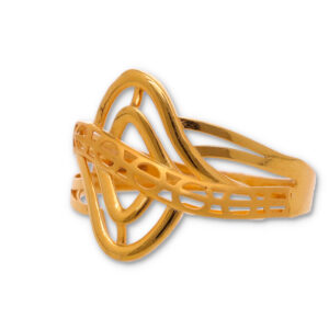 Classic Gold Ring with Elegant Finish