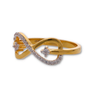Classic Gold Ring with Elegant Finish