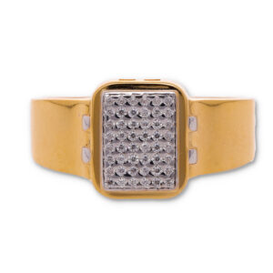 Classic Gold Ring with Elegant Finish