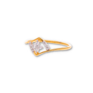 Timeless Diamond Gold Ring