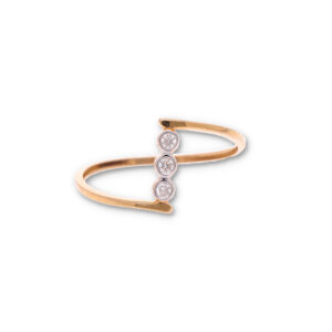 Modern Diamond Ring in Gold
