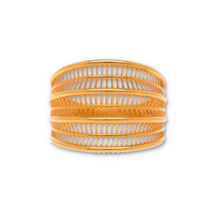 Classic Gold Ring with Elegant Finish