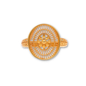 Classic Gold Ring with Elegant Finish