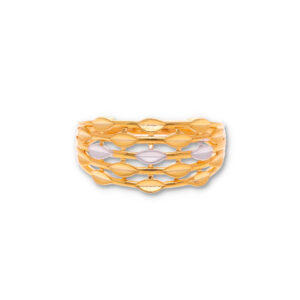 Classic Gold Ring with Elegant Finish