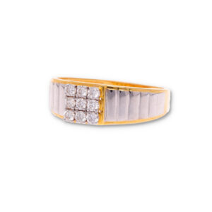 Timeless Diamond Gold Ring