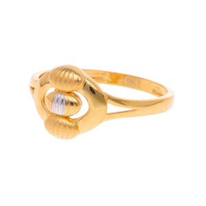 Classic Gold Ring with Elegant Finish